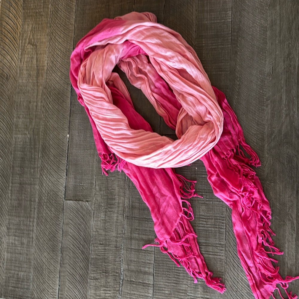 Pink ombré scarf